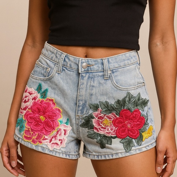 Pants - Floral Embroidered Denim Shorts